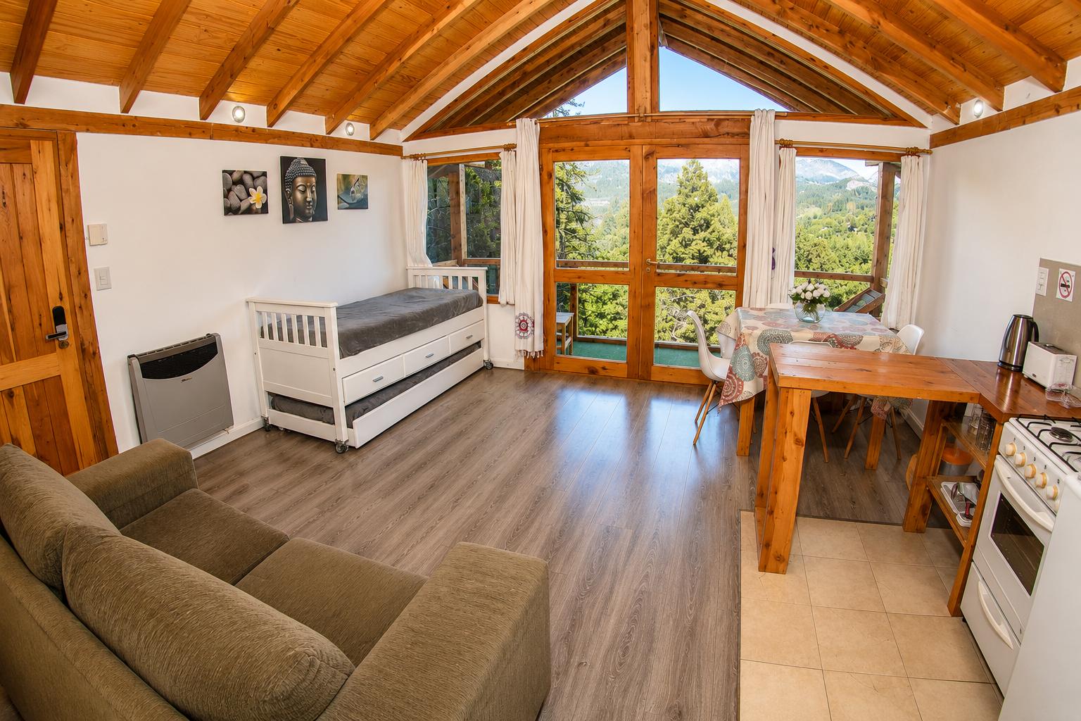 Cabaña Forest - Villa Arelauquen, zona residencial Los Cohiues.